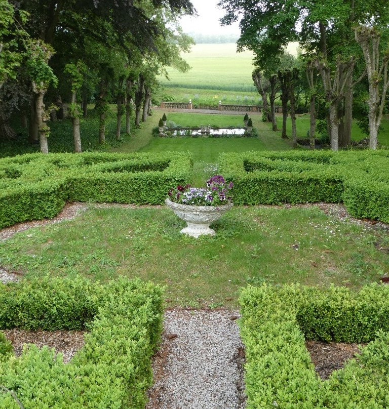 Chateau de Guignes主图