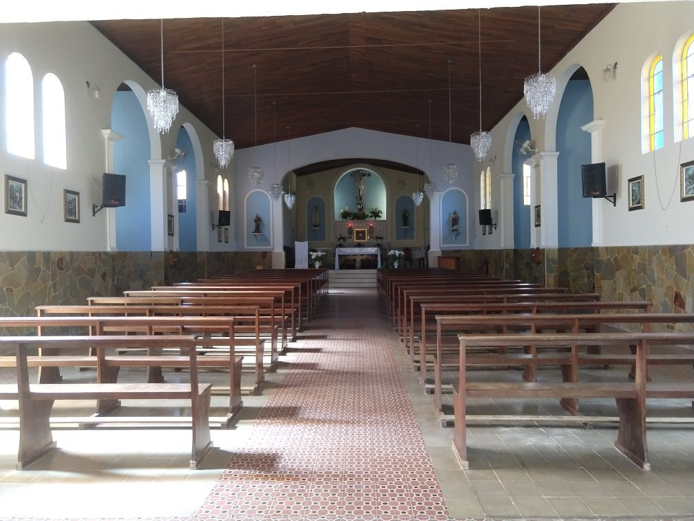 Paroquia de Santo Expedito-瓜拉廷格塔必去景点