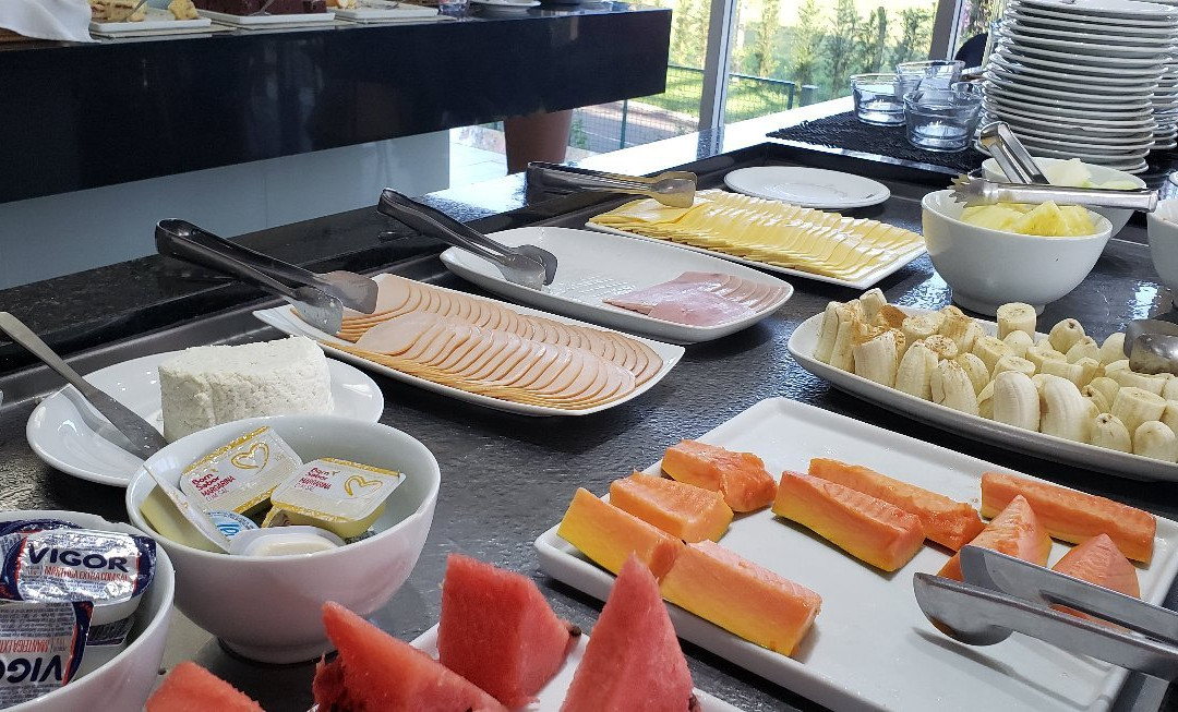 Hotel Le Canard Joinville主图