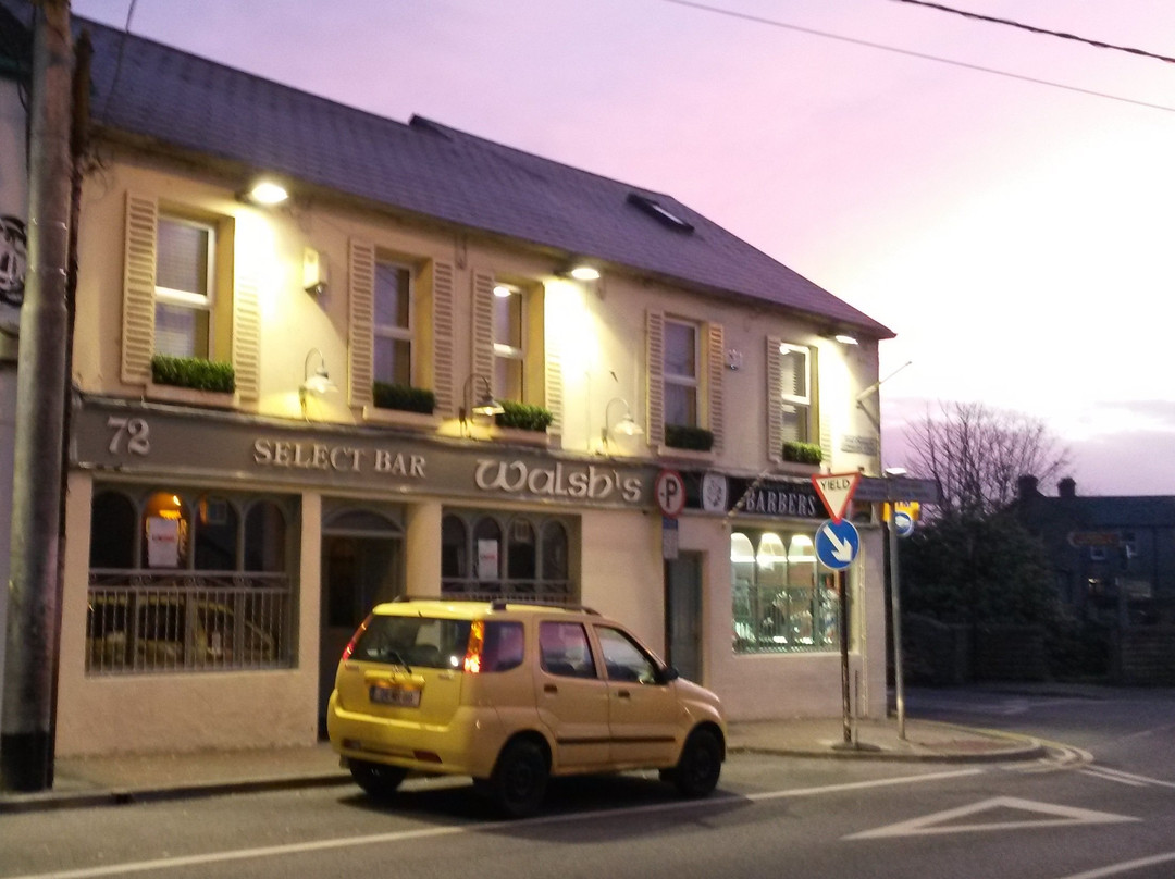Walsh’s Pub & Grocery