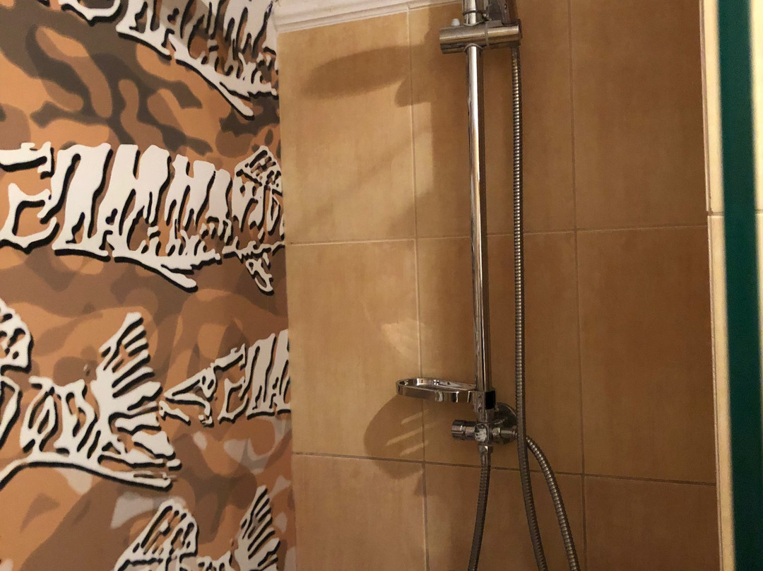 Golden Eagle Hotel主图