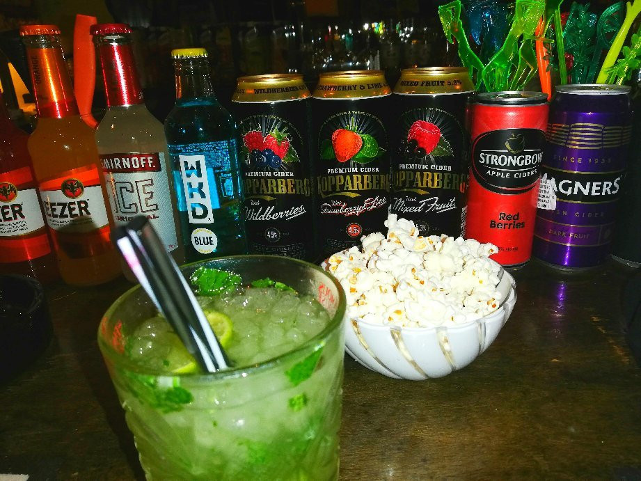 Sakisfaction Bar-Alykanas必去景点