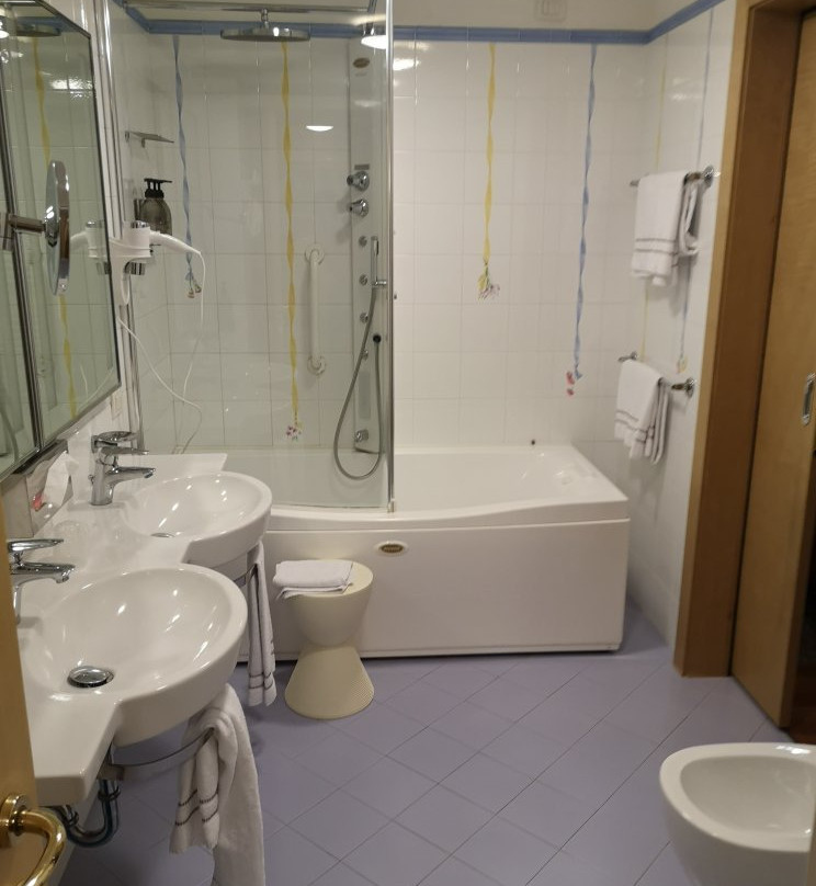 Terme di Monticelli景点图片