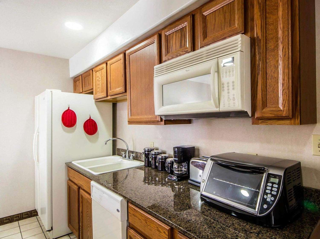 Comfort Inn & Suites Ponca City Near Marland Mansion主图