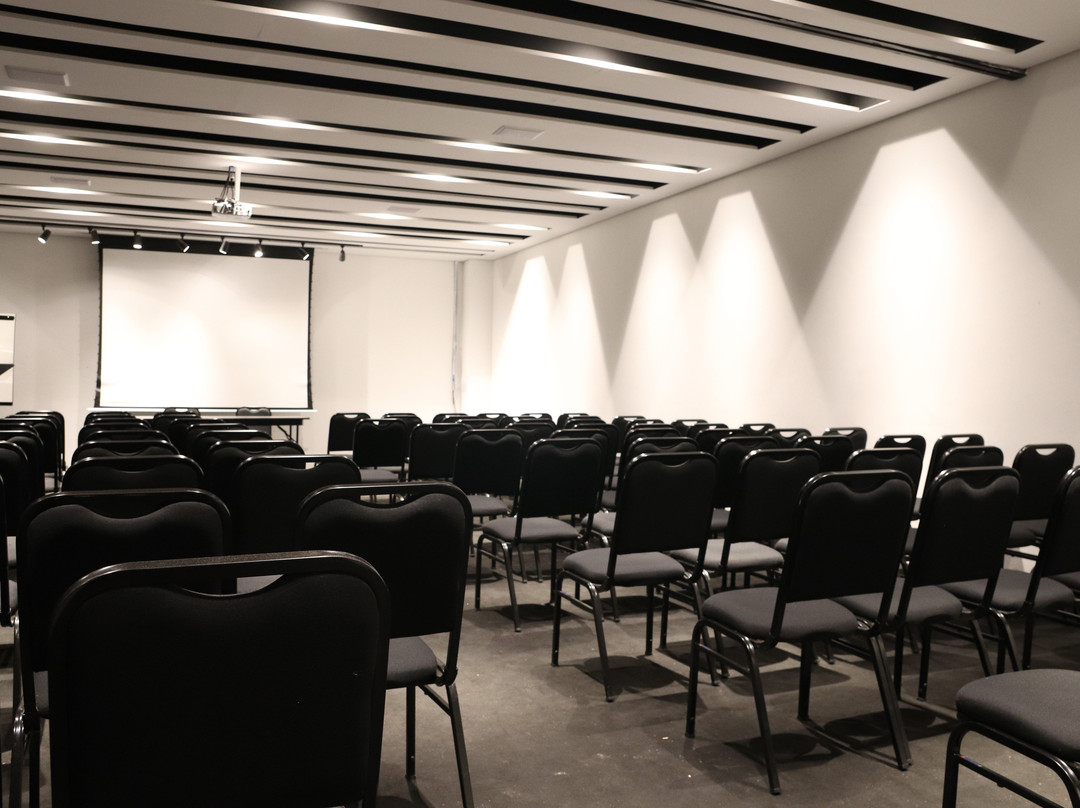 Imperial Palace Hotel主图