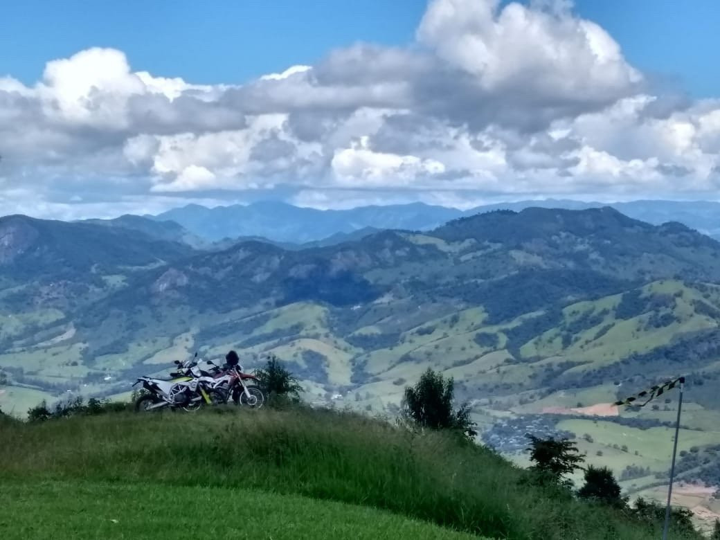 Mirante Vo Cotinha-Brasopolis必去景点