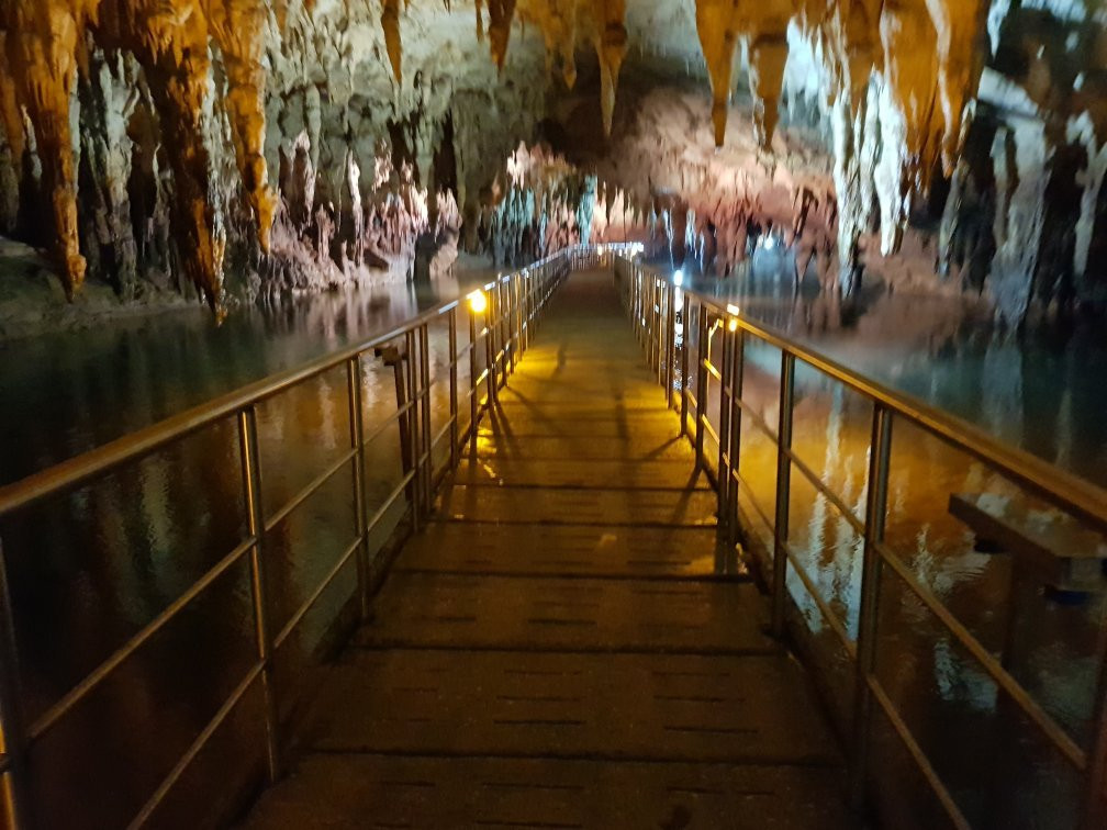 The Cave of river Aggitis景点图片