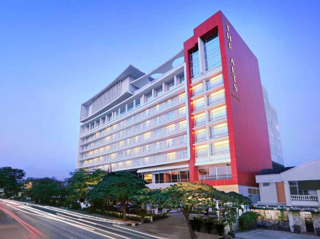 巨港大祖日酒店主图