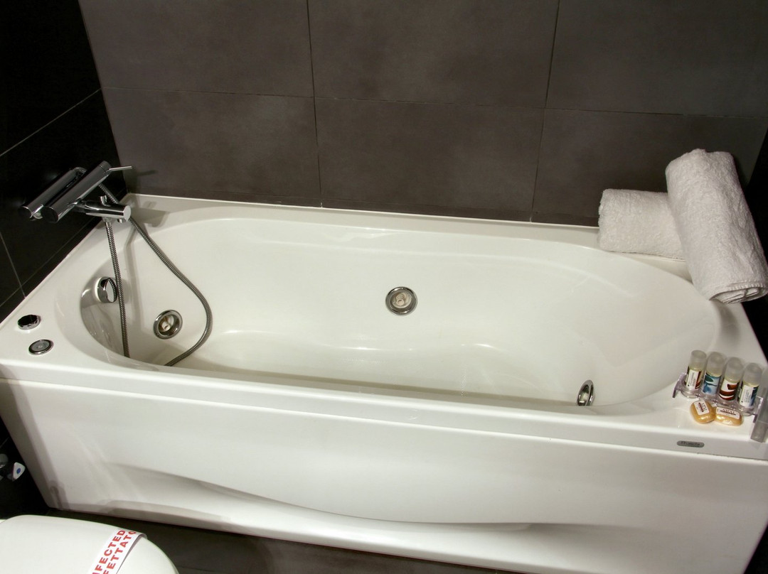 Aigai Hotel主图