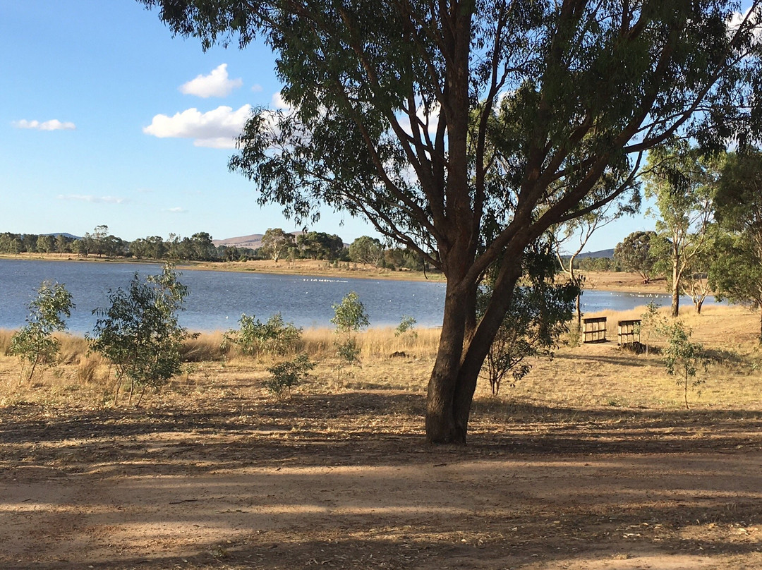霍舌姆旅游景点-Green Lake