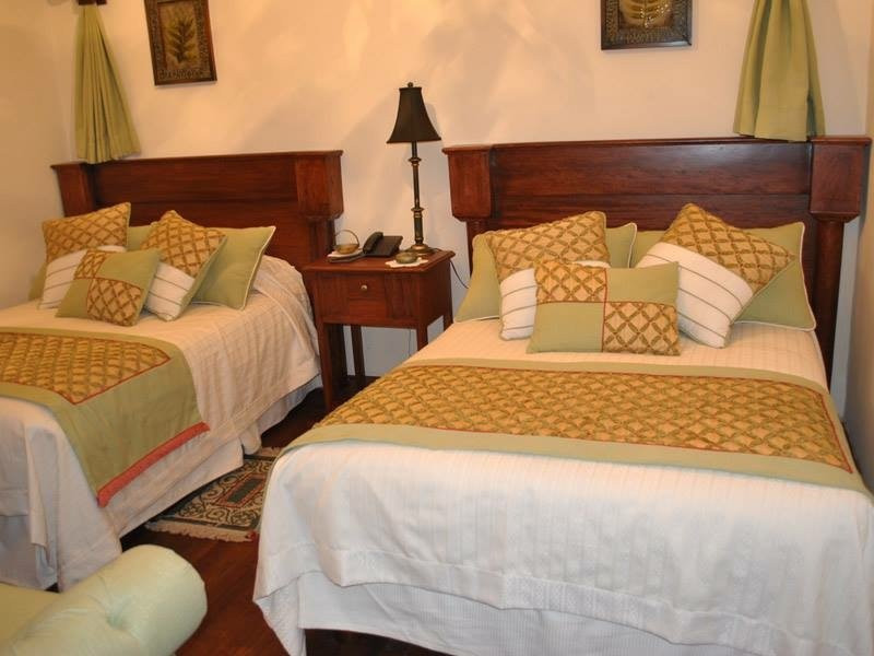 Roka Plaza Hotel Boutique主图