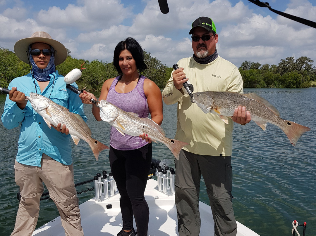 Bones Fishing Guide Service-圣安东尼奥市必去景点