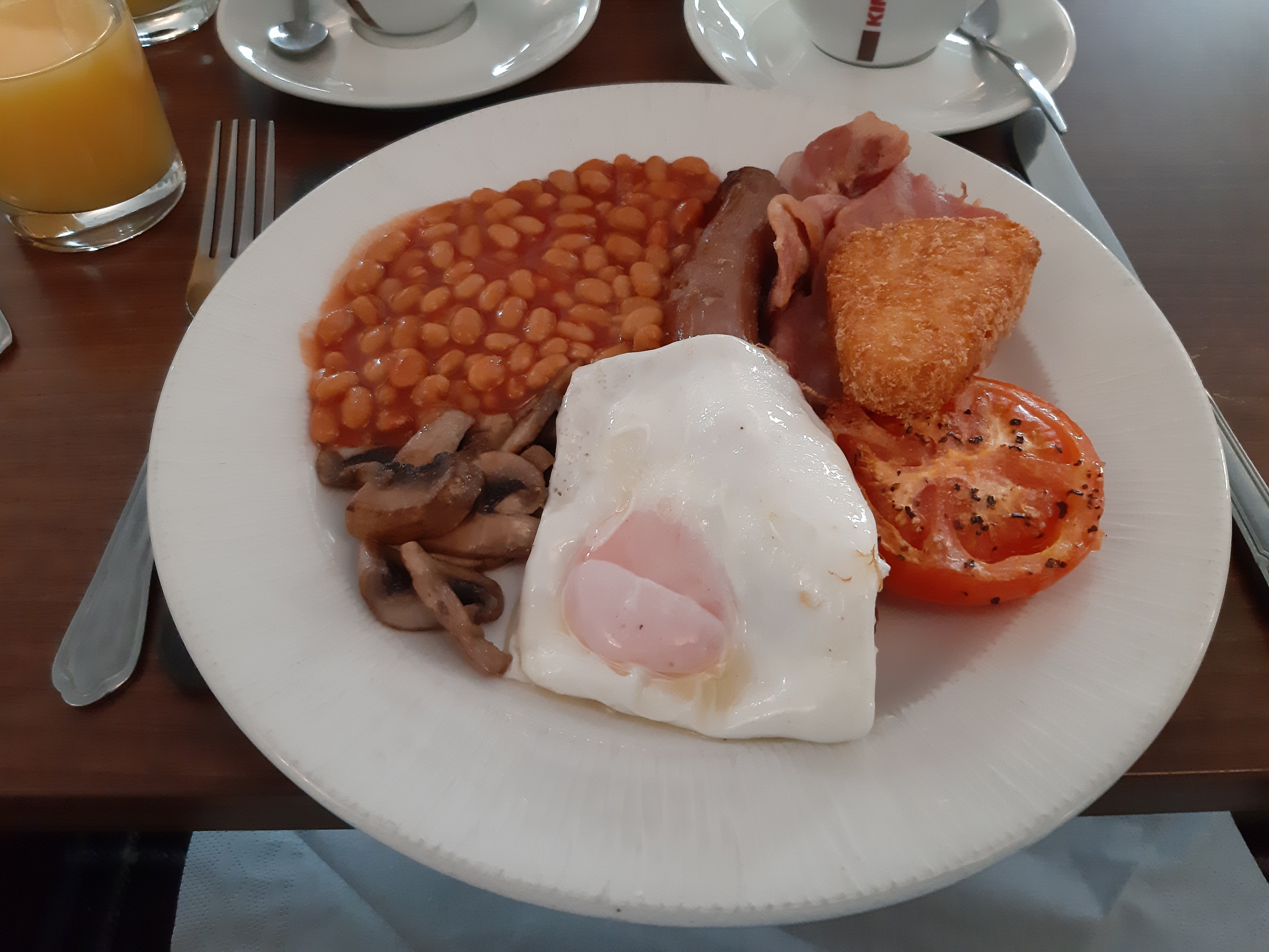 Three Horseshoes Inn-餐饮