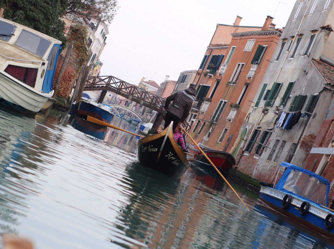 Row Venice景点图片