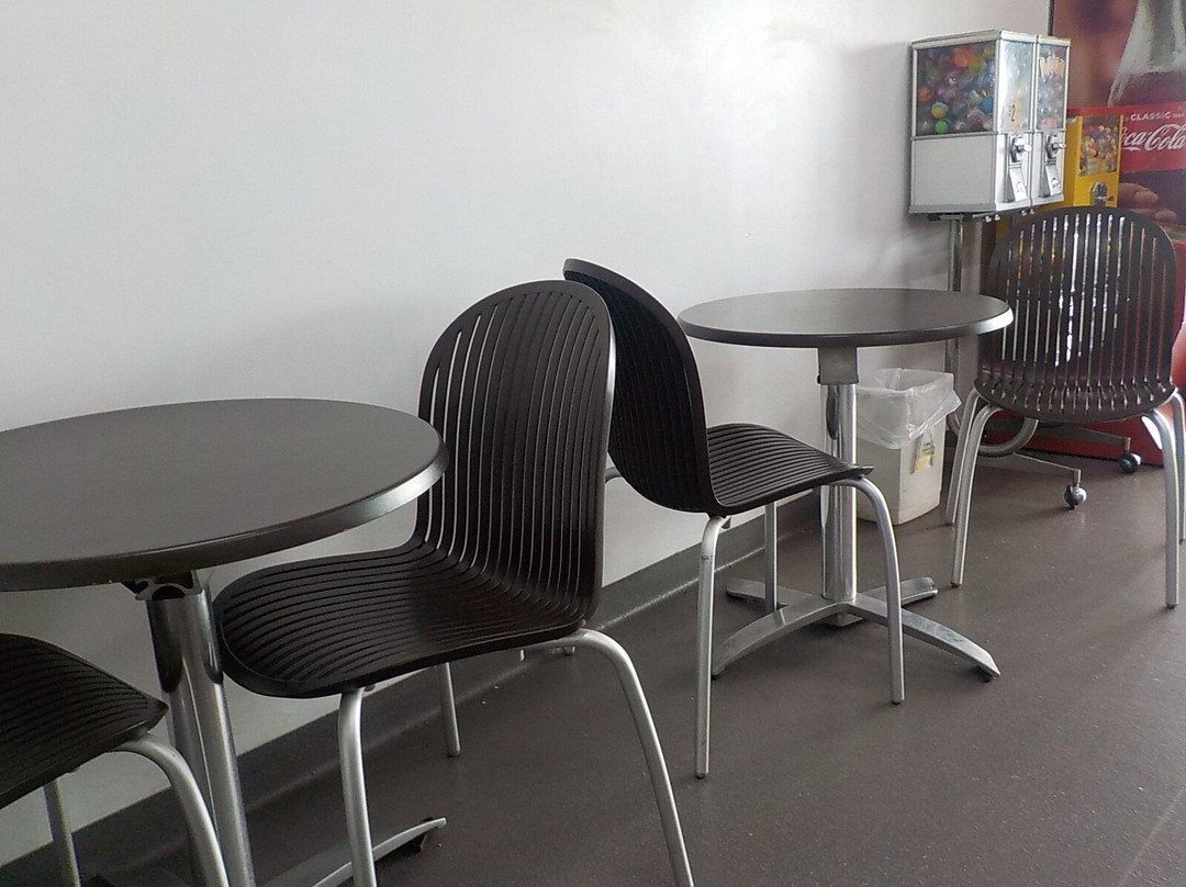 Ready Roasts & Salads