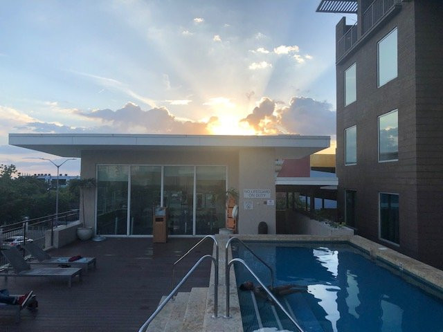 Courtyard by Marriott Kingston, Jamaica主图