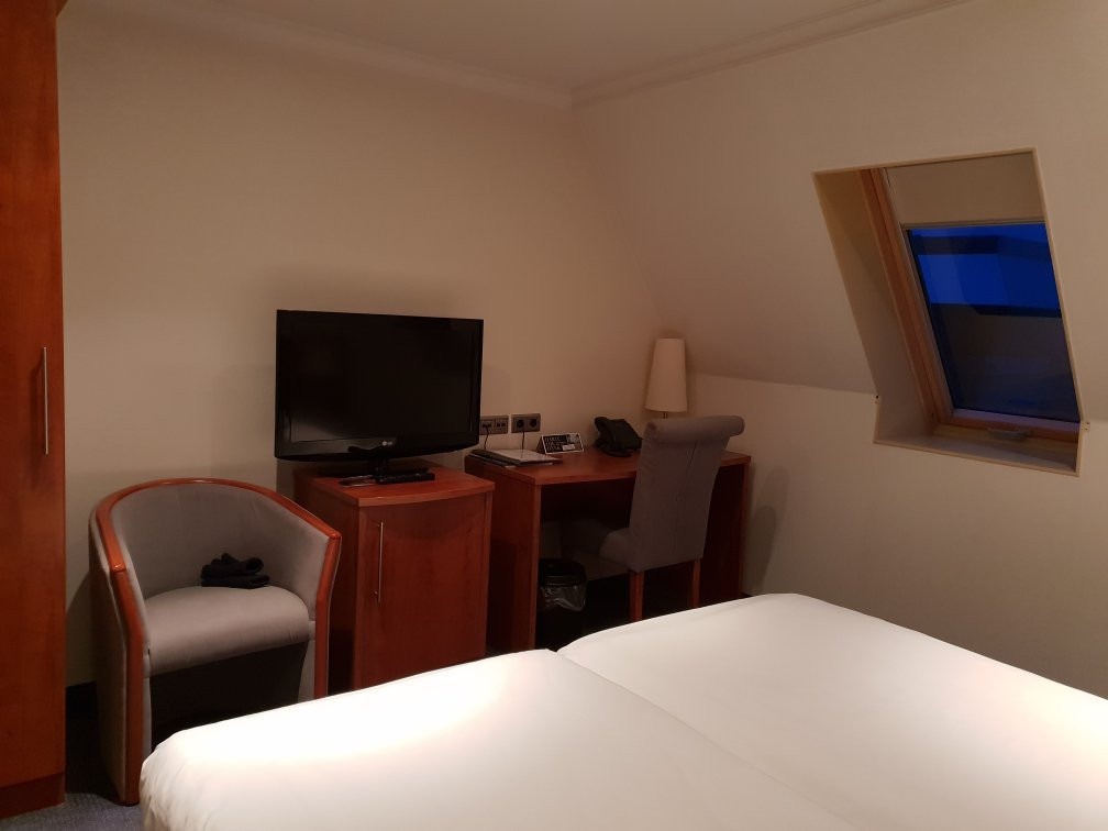 林德博姆酒店主图