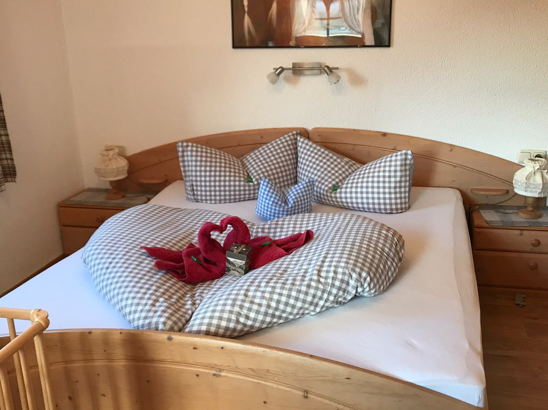 Fendels酒店住宿-Naturerlebnis Larchenhof