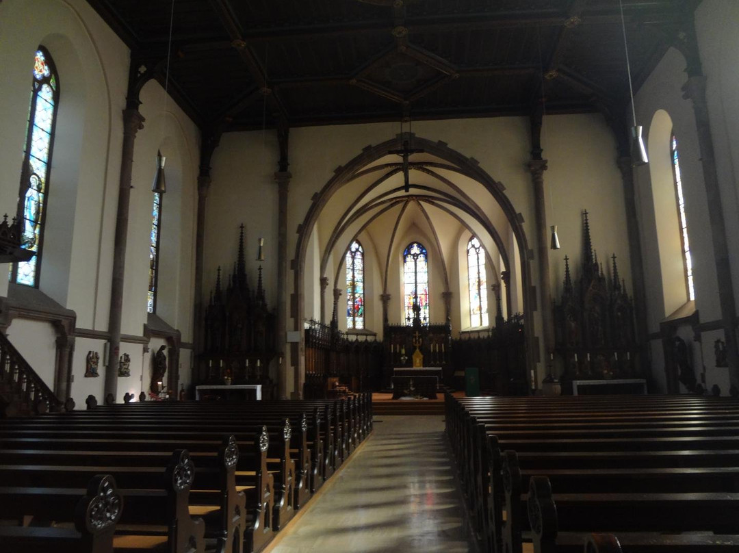 Église Saints Pierre et Paul景点图片