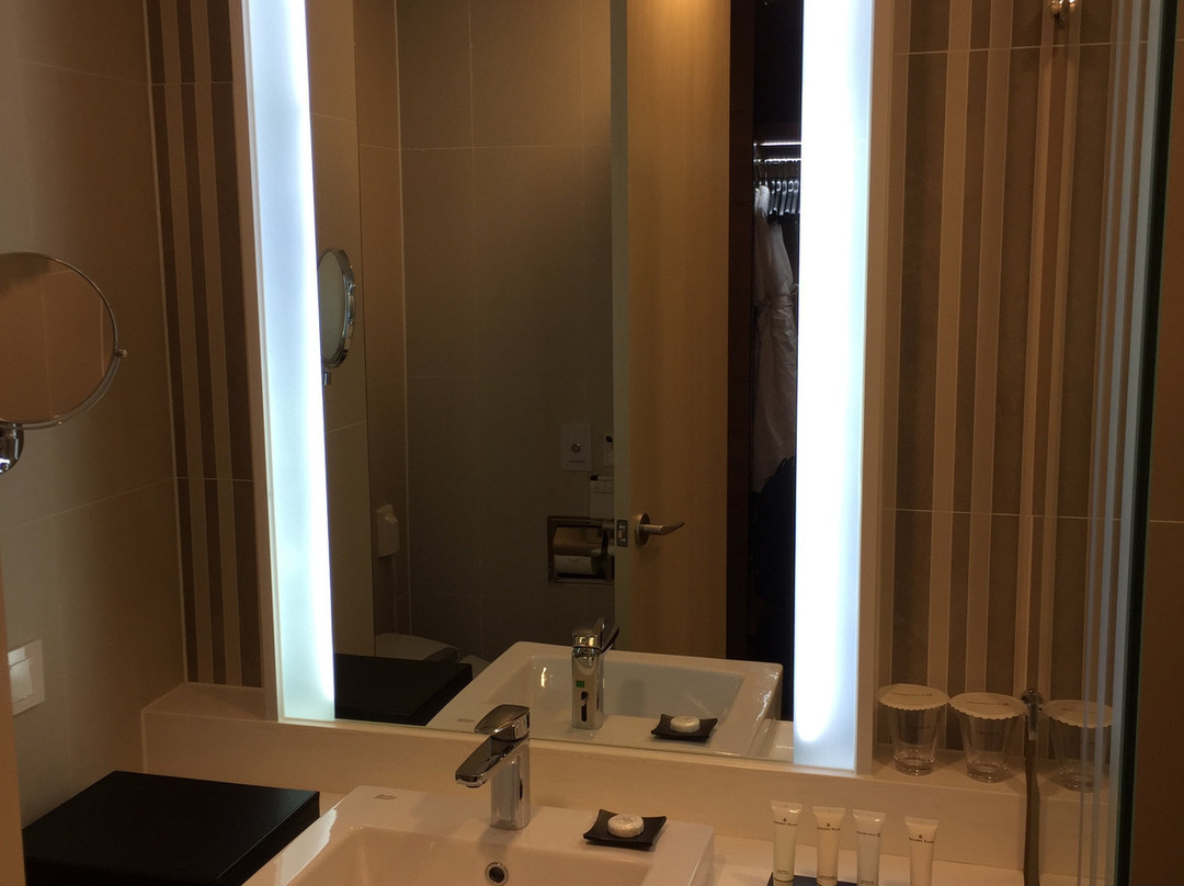 Golden Tulip Incheon Airport Hotel主图