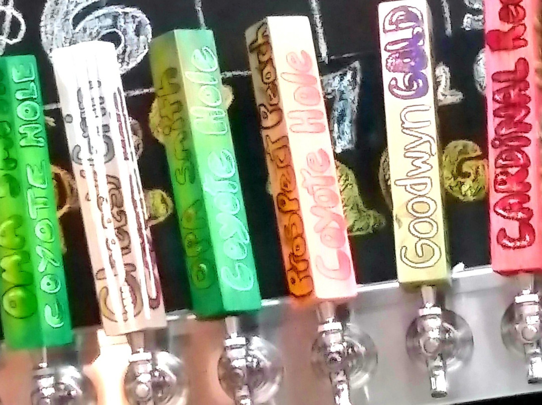 Coyote Hole Craft Beverages景点图片