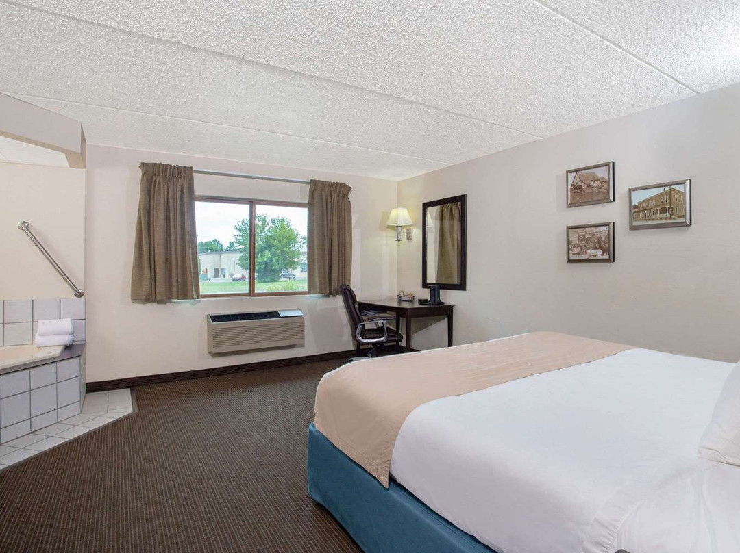 AmericInn by Wyndham Green Bay West主图