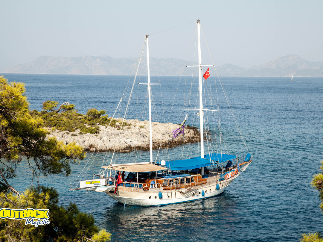 Outback Boat Trips景点图片