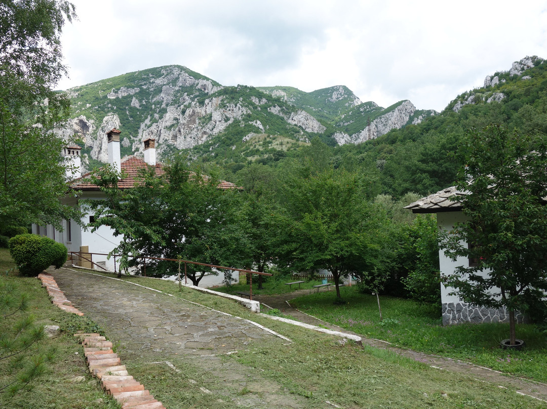 Cherepish Monastery景点图片