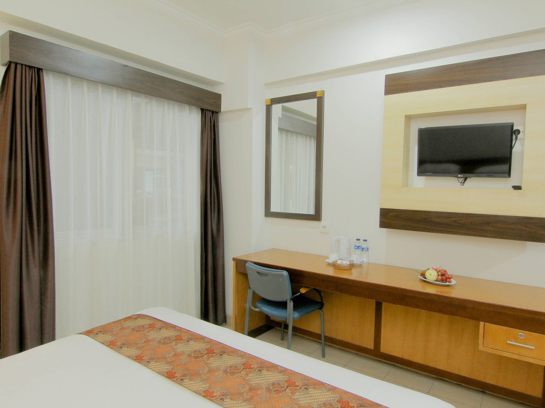 University Hotel主图