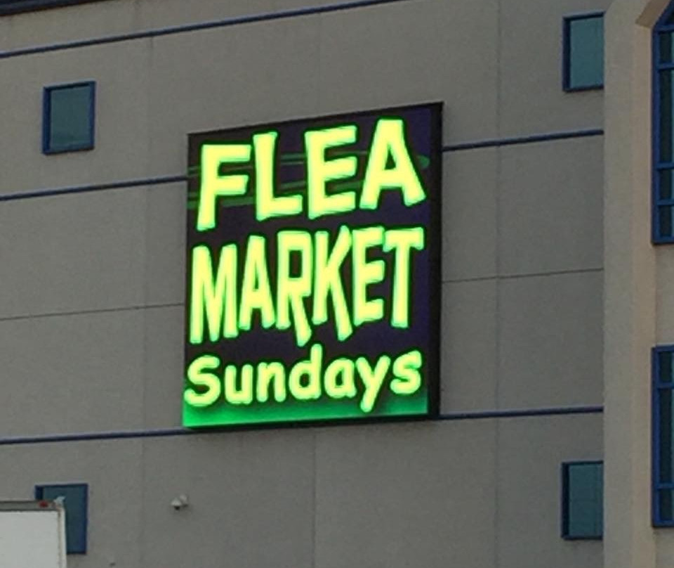 Wolff's Flea Market景点图片