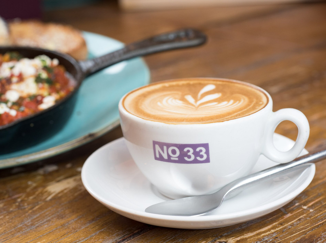 No33 Cafe Bar