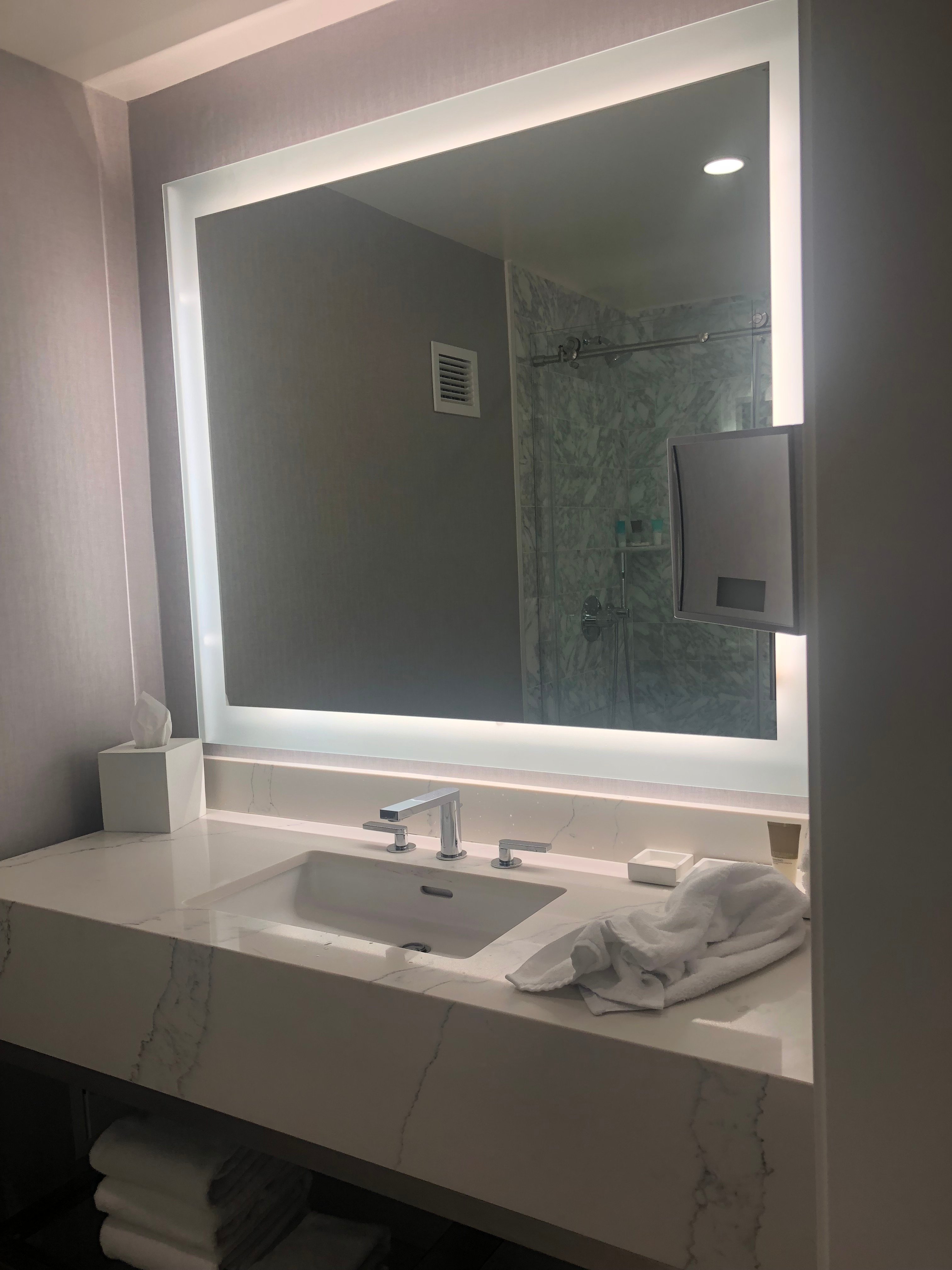 Hyatt Regency Newport Beach West-浴室