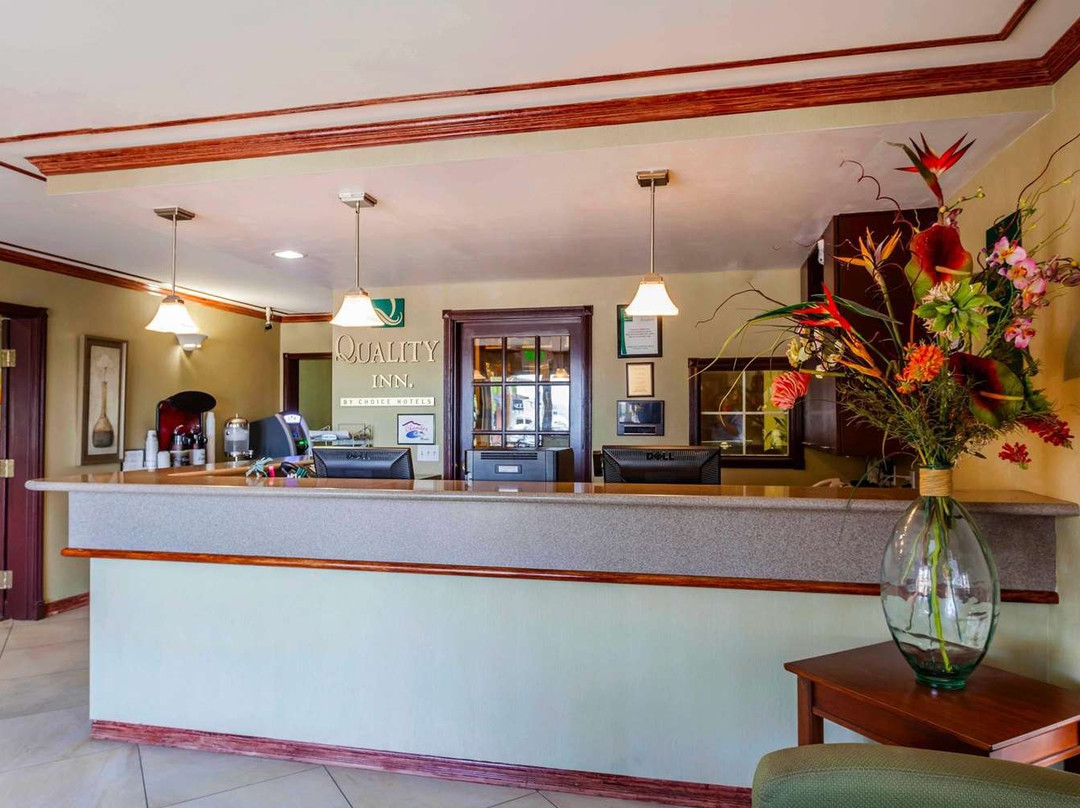 阿灵顿品质酒店主图