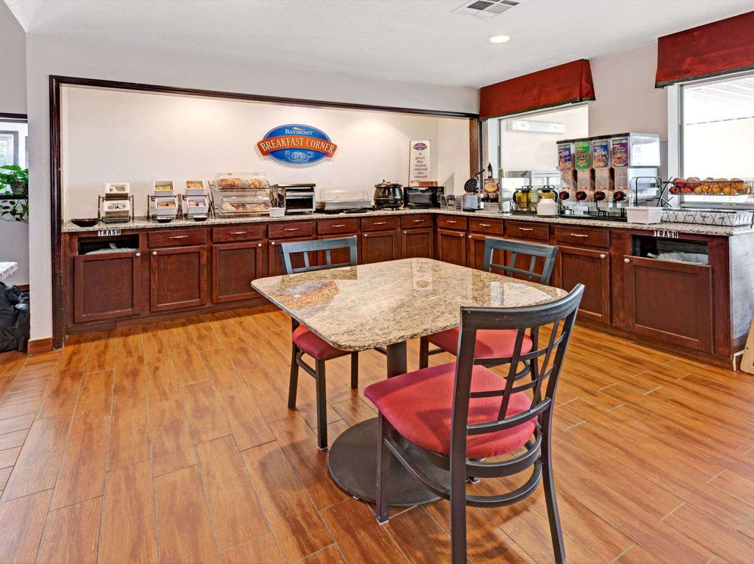 Baymont I S El Reno主图