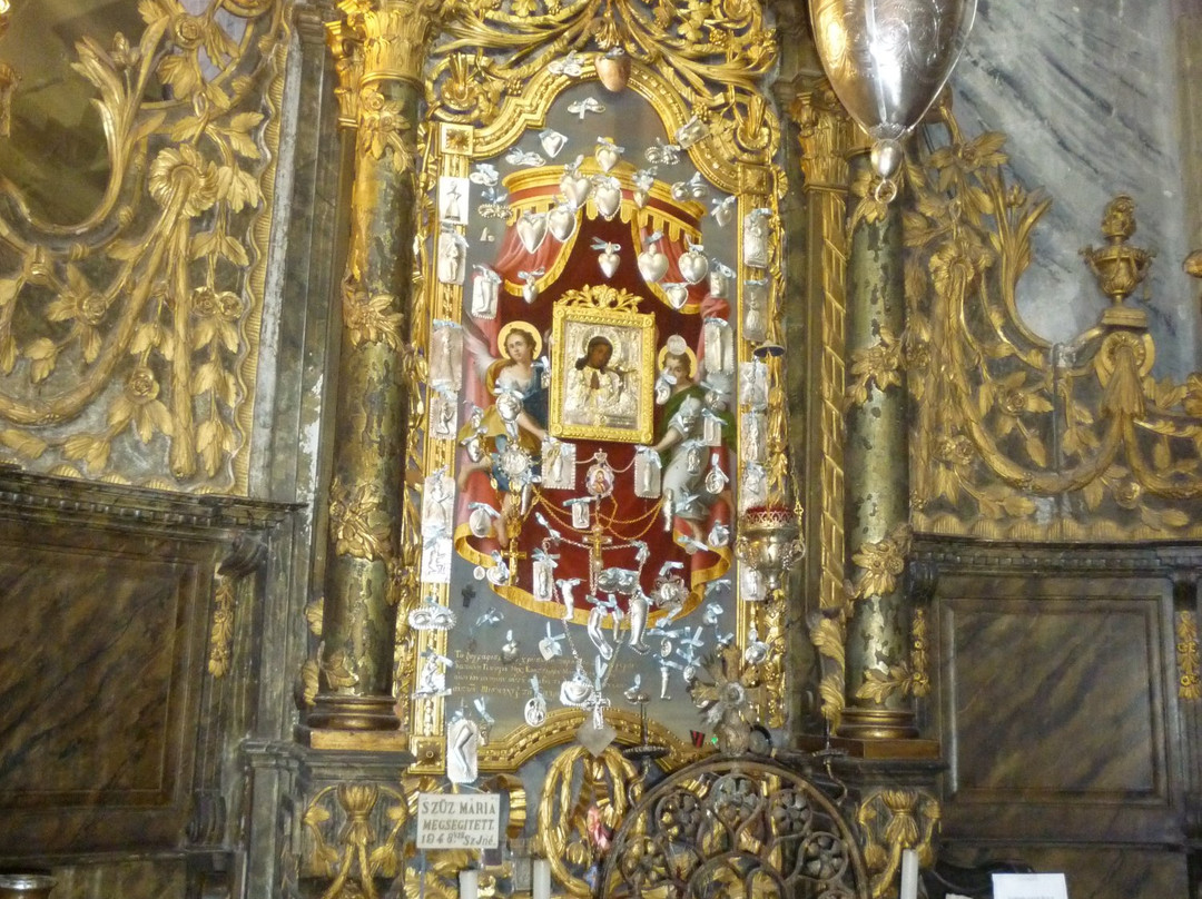 Szentháromság Church景点图片