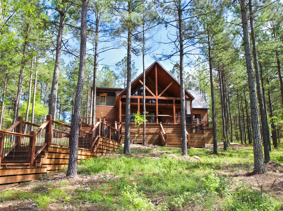 Broken Bow Cabin Lodging