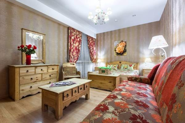 Usman Inn Complex