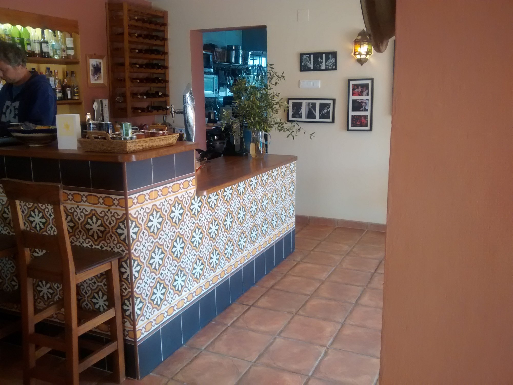 Las Piedras-官方