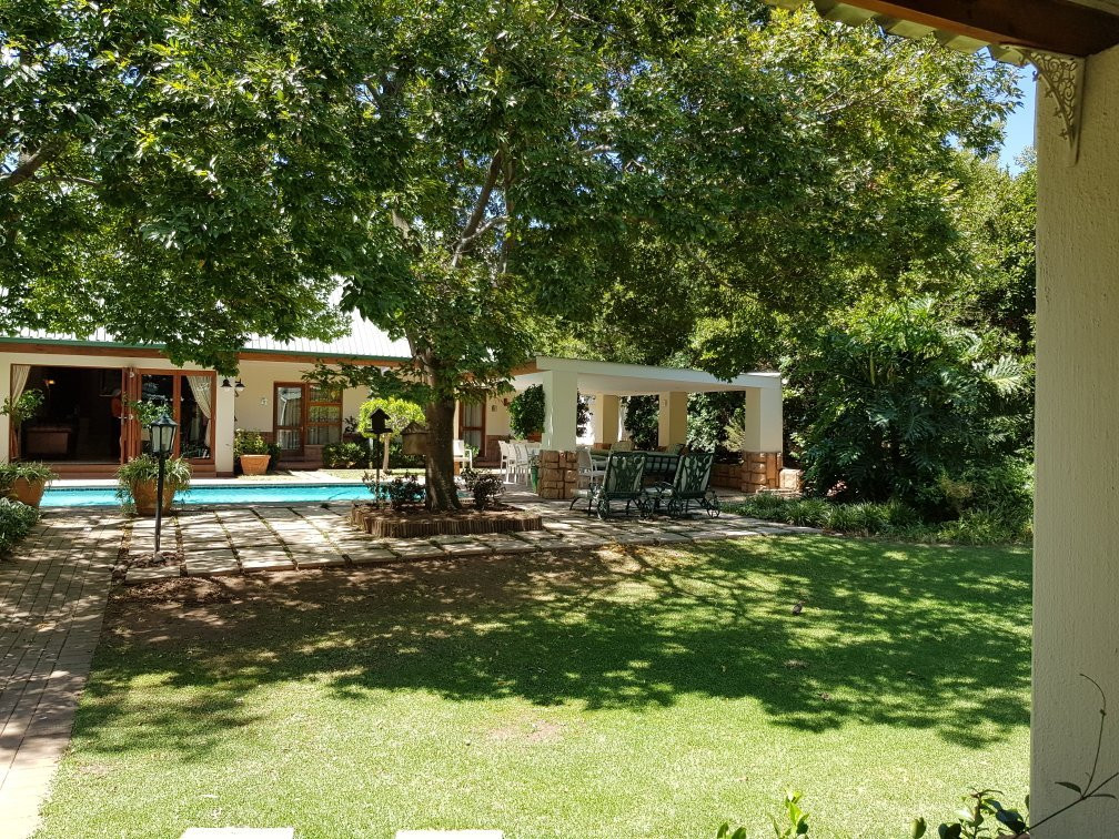 Sunninghill Guest Lodge主图