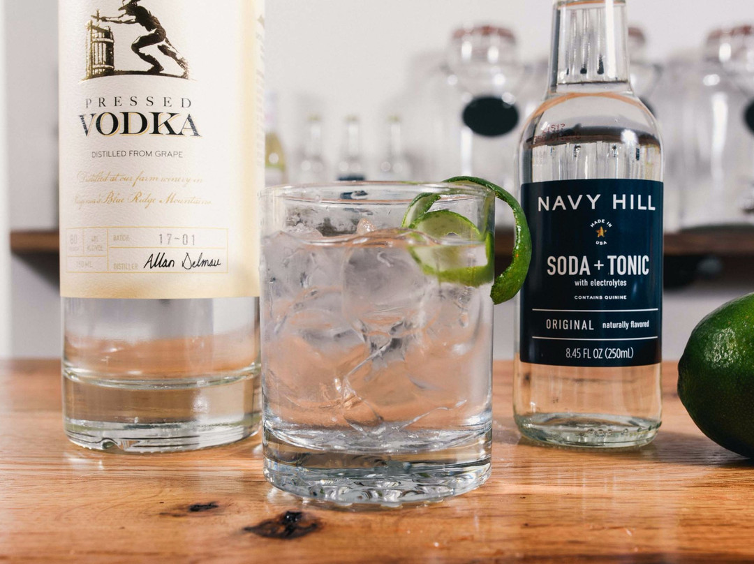 Dida's Distillery景点图片