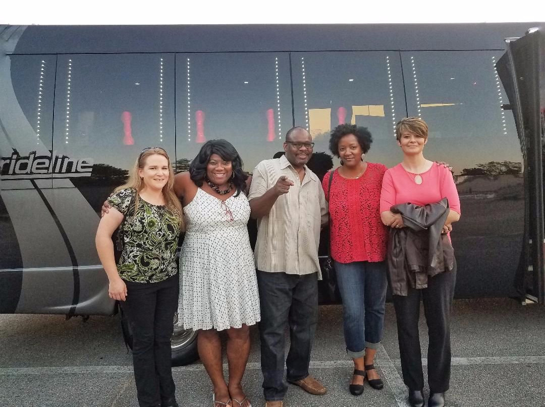 Dining Out With Comedienne Joy-伯明翰必去景点