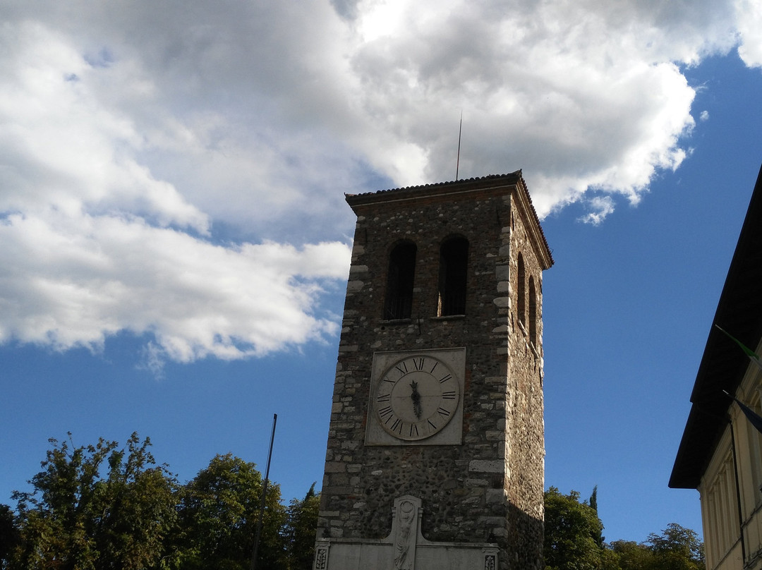 Torre Civica Medievale con resti del castello di Calcinato景点图片