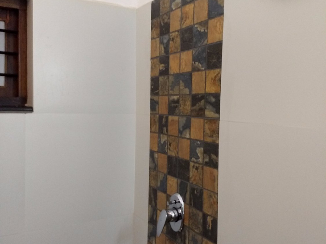 Tender Leaf Retreat主图