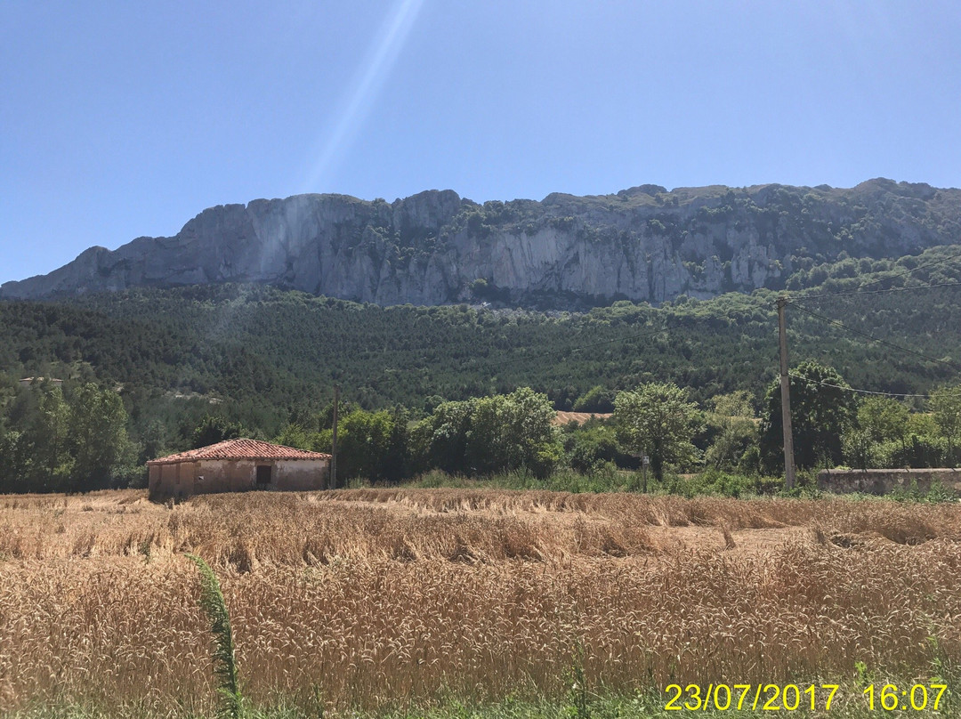 Lalastra旅游攻略图片