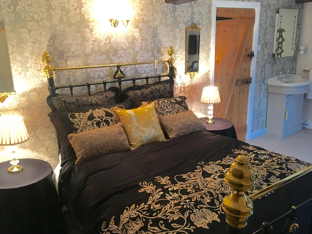 The Church Farm主图