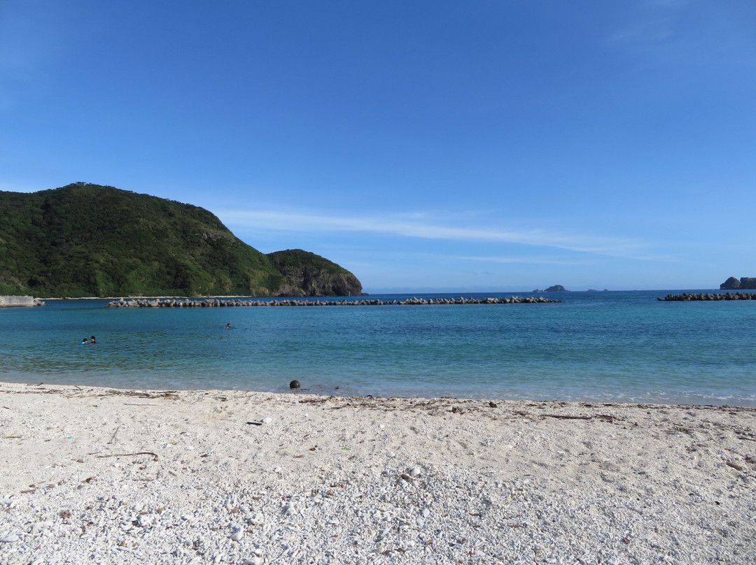 Aka Beach景点图片