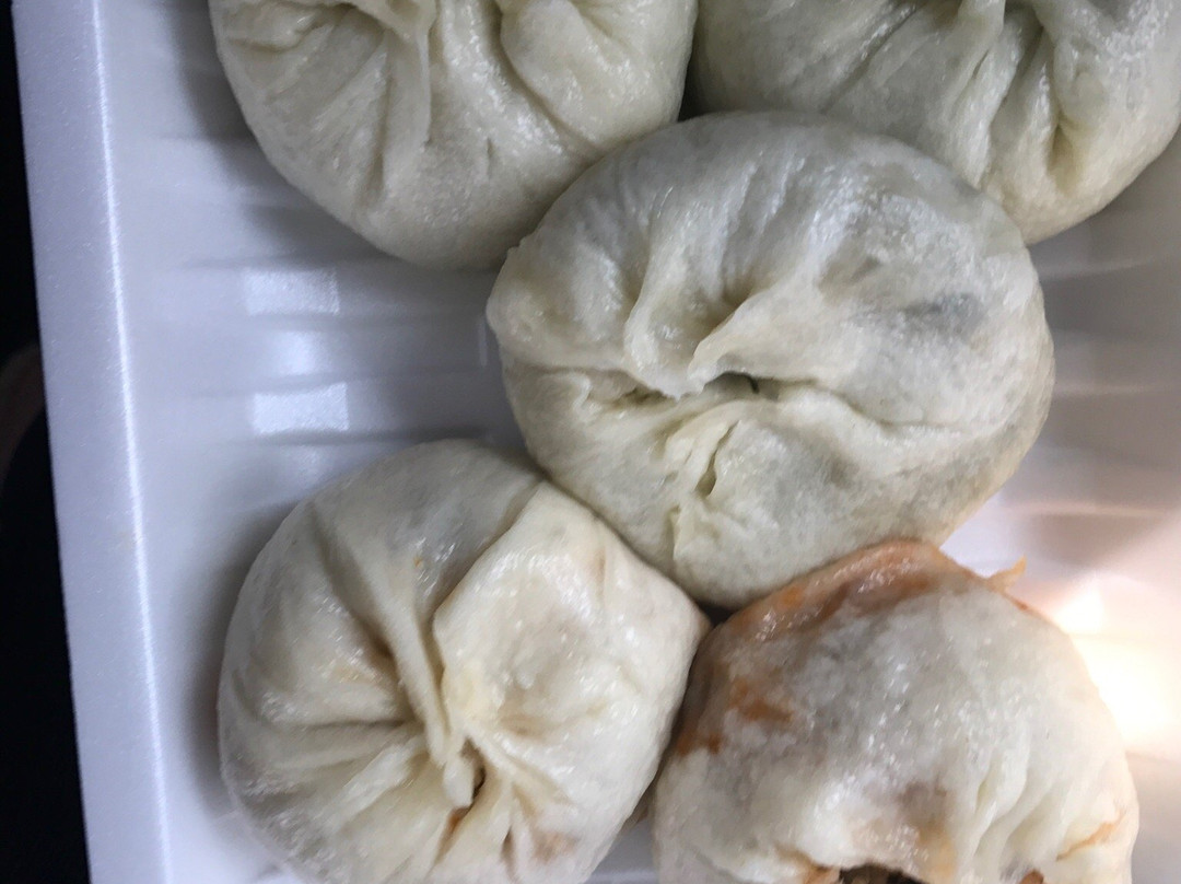 和顺郡餐馆和美食-Chumchuneun King Dumplings