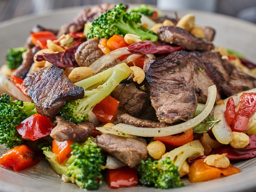 Ling & Louie's Asian Bar and Grill