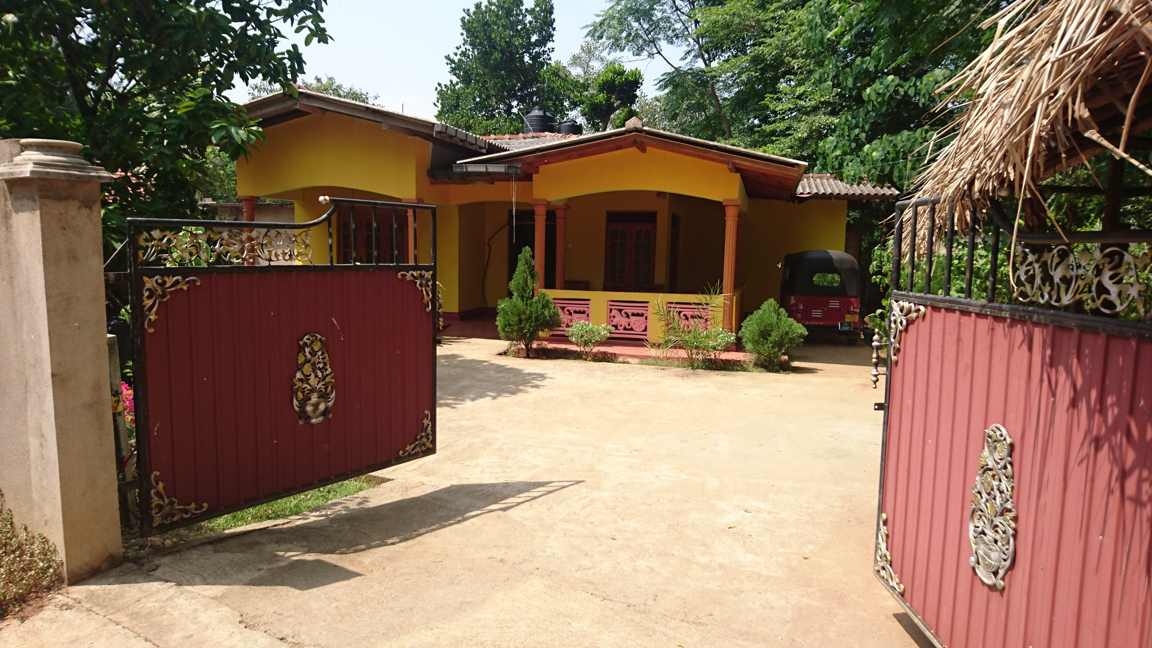 Lena's Guest House-官方