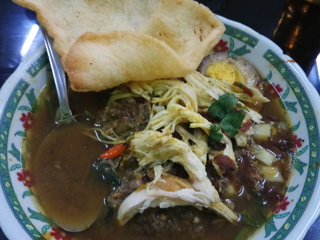 Kalibaru餐馆和美食-Rujak Soto Mbok Mbret